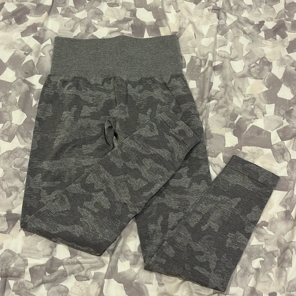 NVGTN leggings - Picture 1 of 4